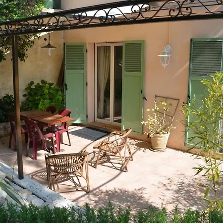 Au Vallon Rouge * Saint-Paul-de-Vence